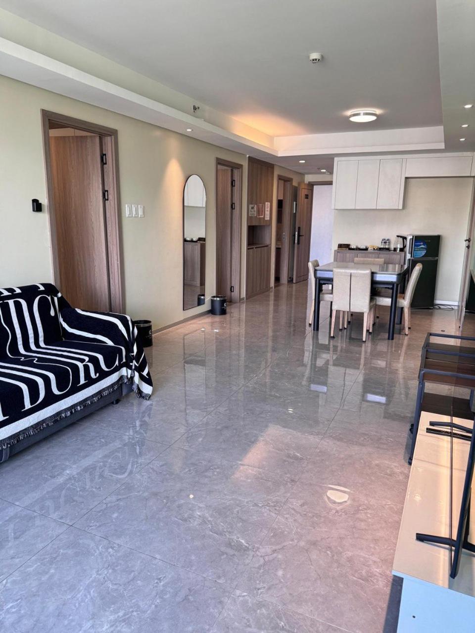 Paranaque City L Condotel חדר תמונה